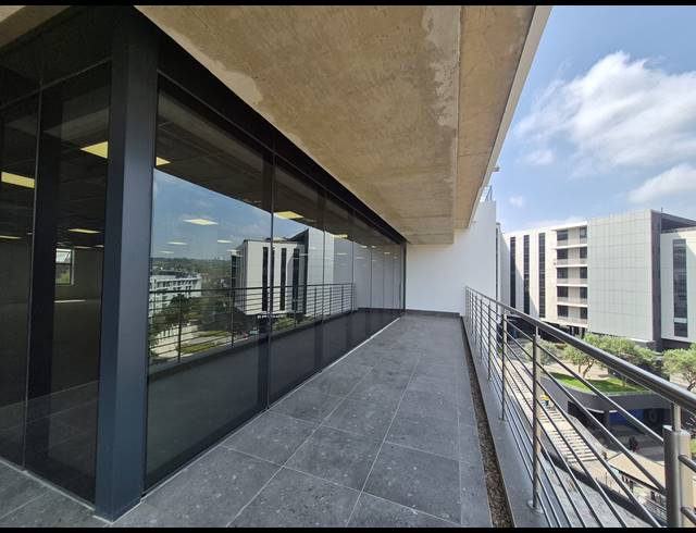 975M² OFFICE TO LET IN GLENADRIENNE EAST